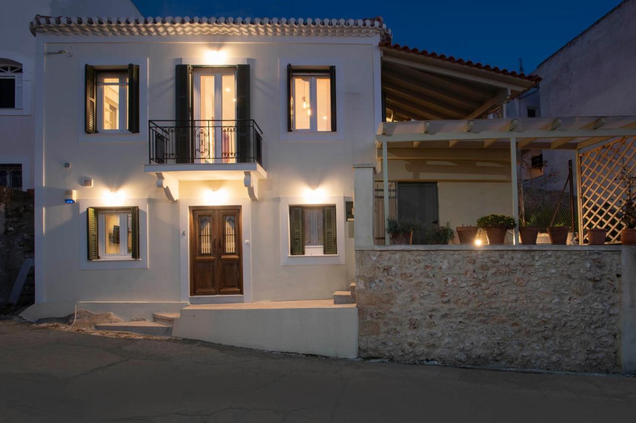 Villa Nestor'S Studio House à Pylos Extérieur photo